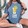 Team Tequila アルコール シンコ・デ・マヨ メキシカンテキーラ レディースオーバーサイズコンフォートTシャツ Blue Jean