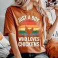 Just A Boy Who Loves Chickens シャツ キッズ 幼児 男の子 チキン レディースオーバーサイズコンフォートTシャツ Yam