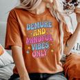 Very Demureery Mindfulibes Only Cute Retro Girls レディースオーバーサイズコンフォートTシャツ Yam