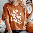 レトロ Groovy Im Lucila Doing Lucila Things 面白い母 レディースオーバーサイズコンフォートTシャツ Yam
