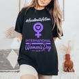 International Women's Day 2025 Accelerate Action Girls レディースオーバーサイズコンフォートTシャツ Black