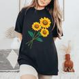ひまわりの花束 春のフローラルガーデン 黄色の花 レディースオーバーサイズコンフォートTシャツ Black