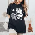 バラと蝶の猫、花柄 レディースオーバーサイズコンフォートTシャツ Black