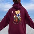 Cool Teddy Bear Playing Horse Polo Game Illustration Graphic レディース オーバーサイズ パーカー バックプリント Maroon