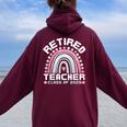 Retired Teacher Class Of 2025 Rainbow Retro Graduation レディース オーバーサイズ パーカー バックプリント Maroon