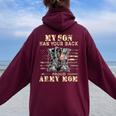 メンズ アメリカ国旗デザイン Myon Has Your Back Proud Army Mom レディース オーバーサイズ パーカー バックプリント Maroon