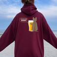 ビールをすすめるねこ2 猫 ビール Cat Beer レディース オーバーサイズ パーカー バックプリント Maroon