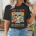 Snack Mom Raccoon Women's T-Shirt - Fun & Quirky Gift for Moms