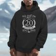 2005年結婚20周年から20年を続けています。 Hoodie