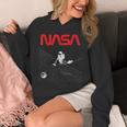 Nasaの宇宙飛行士の掃除機の星のワームのロゴが面白い Hoodie