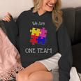 We Are One Team ジグソーパズル付き パーカー