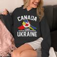 カナダはウクライナのウクライナのカナダの旗のtシャツで立ちます パーカー