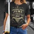 Awesomeince June 1963 Year Of Birth Birthday 1963Intage Tシャツ 彼女への贈り物