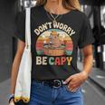 Capibara Don't Worry Be Capy Divertido Retro Lindo Capiba Camiseta unisex Regalos para ella