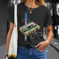 Cinta Cassetteintage Y Bolígrafo Friki Divertido Años 80 In Mangas Camiseta unisex Regalos para ella