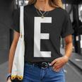 E字アルファベット モノグラム イニシャル Tシャツ 彼女への贈り物