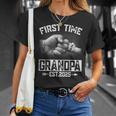 First Time Grandpa 2025 Fist Bump New Grandpa Father's Day T-Shirt Gifts for Her