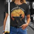 Forjado En Fuego Retro Puesta Deol Herrero Herrero Trabajador Camiseta unisex Regalos para ella