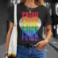 Lgbtq レインボーカラーのプライド Tシャツ 彼女への贈り物