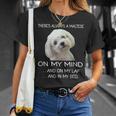 Maltese Puppy Is On My Mind 面白い犬のオーナーデザイン Tシャツ 彼女への贈り物
