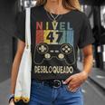 Nivel 47 Desbloqueado Gamer 47 Años Cumpleaños Camiseta unisex Regalos para ella