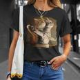 TitaniCムービーにインスパイアされた面白い猫好きのミーム。 Tシャツ 彼女への贈り物