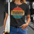 Tommy 名称 レトロ・ヴィンテージ・サンセット 限定版 Tシャツ 彼女への贈り物