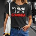 「My Heart Is With Canada」 – カナダ人と強く立つ Tシャツ 彼女への贈り物