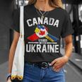 カナダはウクライナのウクライナのカナダの旗のtシャツで立ちます Tシャツ 彼女への贈り物