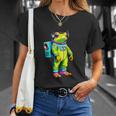 カラフルなカエルの宇宙飛行士キャラクター Tシャツ 彼女への贈り物