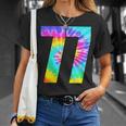 カラフルな絞り染め 77歳の誕生日または77番のチームイベント Tシャツ 彼女への贈り物