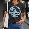 カリフォルニア州バハ、ビッグウェーブサーフクラブ、サーフィングラフィック。 Tシャツ 彼女への贈り物