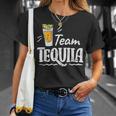 チーム・テキーラ・アイ・メキシカン・バー・アルコール・テキーラ・パーティー Tシャツ 彼女への贈り物