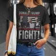 ドナルド・トランプ拳ポンプ We Fight American Flag Trump 2024 Tシャツ 彼女への贈り物