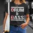 ドラムンベース Dnb 面白いモチーフ Tシャツ 彼女への贈り物