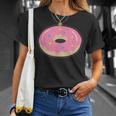 ドーナツレッドアイシングコミックグラフィック メンズ レディース 子供用 Tシャツ 彼女への贈り物