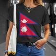 ネパールのネパール国旗のお土産。 Tシャツ 彼女への贈り物