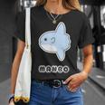 マンボウ Manbo【どうぶつフレンズ】魚 ゆるくて かわいい キャラクター イラスト Tシャツ 彼女への贈り物