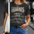 レトロな76歳の男性向け誕生日プレゼント 76歳 1949年5月 Tシャツ 彼女への贈り物