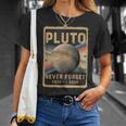 ヴィンテージ 冥王星 Never Forget 2006 天文学 天体物理学 面白い Tシャツ 彼女への贈り物