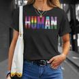 人間のlgbt レズビアン・ゲイ・バイセクシャル トランスジェンダー ジェンダークィア ギフト Tシャツ 彼女への贈り物