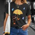 大人かわいい絵本の猫 雨の日 Tシャツ 彼女への贈り物