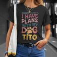 犬名 Tito パーソナライズギフト ビジーウィズ マイドッグ Tito Tシャツ 彼女への贈り物