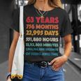 素晴らしい63歳の誕生日プレゼント 面白い レトロ 63歳の誕生日 Tシャツ 彼女への贈り物