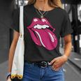 舌を広げた唇 Tシャツ 彼女への贈り物
