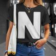 英文字 N 大文字 アルファベット モノグラム イニシャル Tシャツ 彼女への贈り物