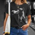 馬好きのためのエレガントな馬のシルエットのグラフィックアートデザイン。 Tシャツ 彼女への贈り物