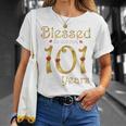 101歳の101歳の誕生日パーティの女王に祝福 長袖tシャツ Tシャツ 彼女への贈り物