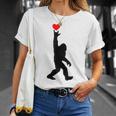 Asl Bigfoot I Love Youign Language Bigfoot I Love You Asl Tシャツ 彼女への贈り物
