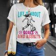 Life's About Goals And Assists サッカー 面白いサッカー選手 Tシャツ 彼女への贈り物